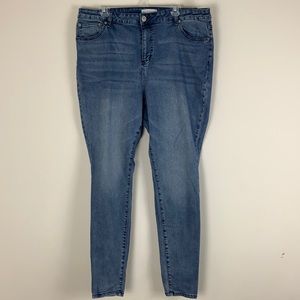 Eloquii High Waisted Skinny Jeans Size 22 Long